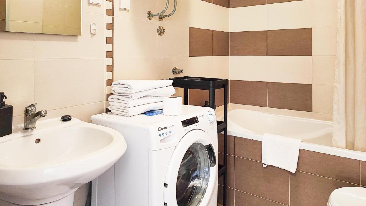 Filinhome Papa Suite 5 Novi Sad Luaran gambar