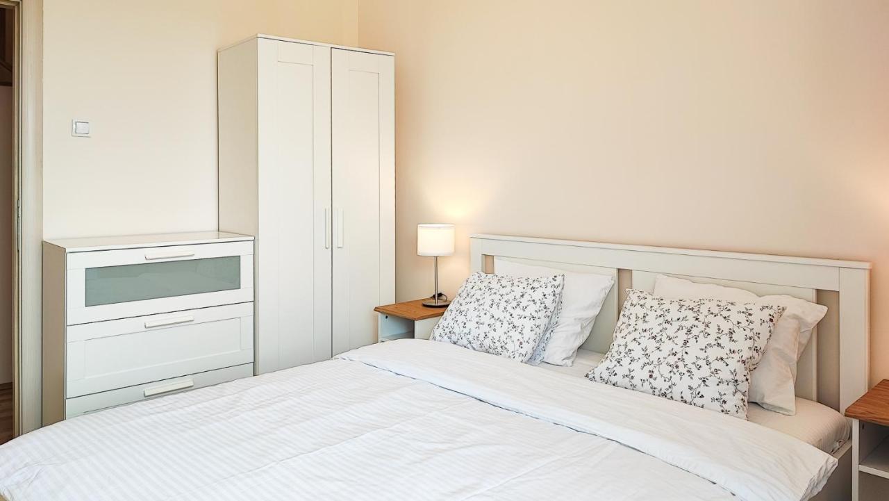 Filinhome Papa Suite 5 Novi Sad Luaran gambar